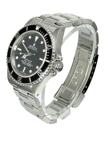 Rolex Submariner 14060M - 4 Liner